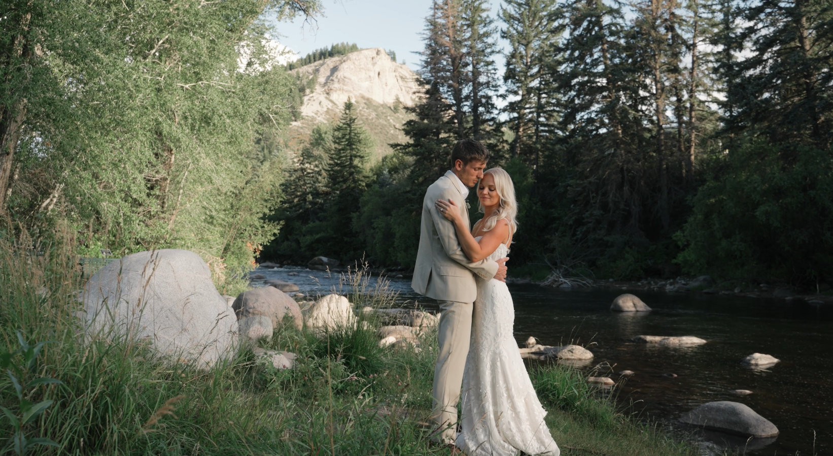 couple posing during golden hour at their westin riverfront wedding