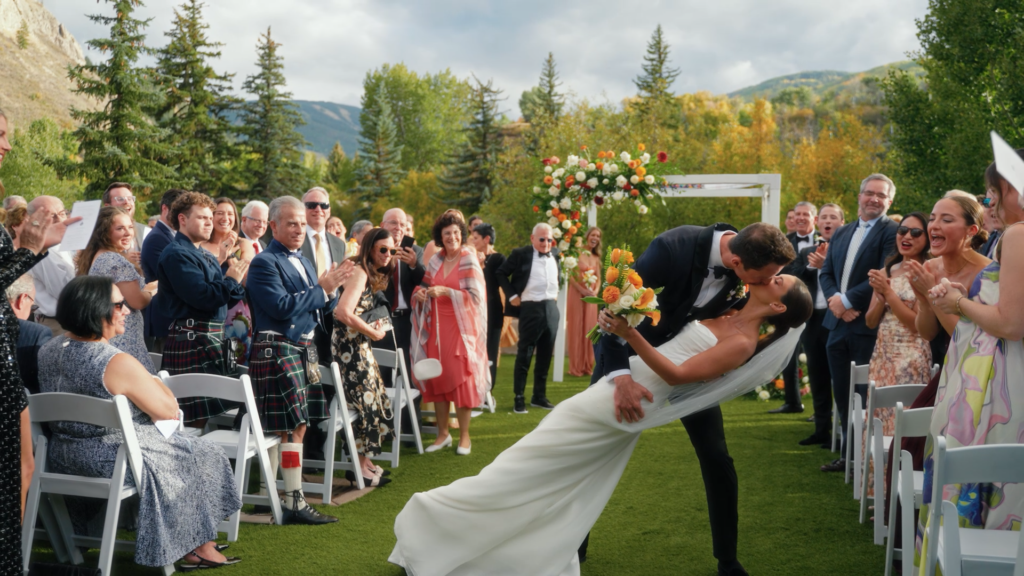 what a wedding ceremony at the westin riverfront looks like